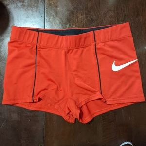 Nike (booty) shorts